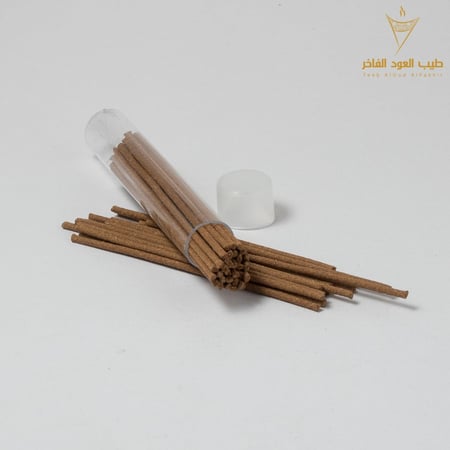 أعواد الند الفاخرة