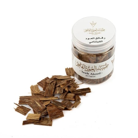 عرض أوقية رقائق العود الفيتنامي عود فاخر بحجم كسر صغيرة برائحة مميزة