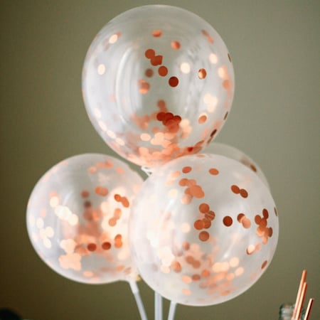 أفكار لتزيين طاولات الحفلات مستلزمات الحفلات بالونات الهيليوم