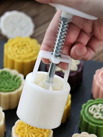 اداة صنع المعمول ادوات المعمول