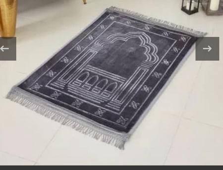سجاد صلاة متين مخمل.