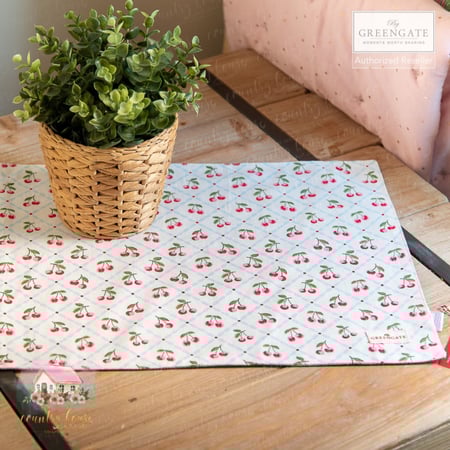 0102 مفرش من جرين جيت بوجهين Cherry