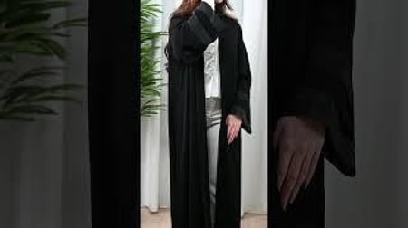 عباية بلاك بيري بفصوص على الكم