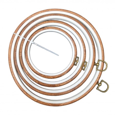 طقم طارات بلاستيك مرنه  مقاس 8 و6 و5 و4