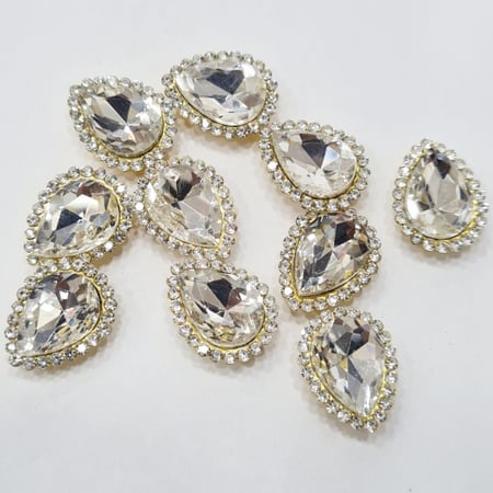 فصوص كريستال بقاعده شكل دمعه مقاس 18×13 ملم