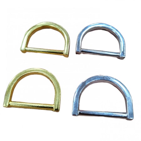 حلقات معدنيه حرف D  للشنط ذهبي وفضي الدرزن 12 حبه