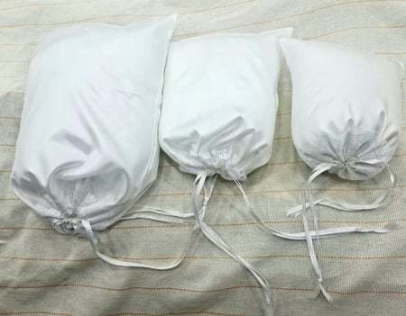 اكياس هدايا متجر روائع الفصوص