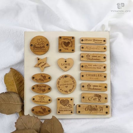 لوقو خشب  العدد 25 حبه  تفصيل على الطلب