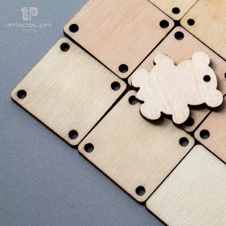 لوقو خشب  العدد 25 حبه  تفصيل على الطلب