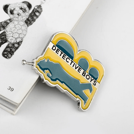 Detective Conan PINS حديد