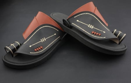 حذاء طبي سكيتشرز  أسود