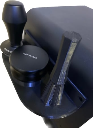 حامل اكسسوارات مع مفكك تكتلات لمكينة ديسنت اسبريسو DE1