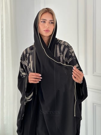 عباية سهرة بشت