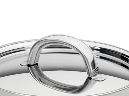 قدر الاستينلس ستيل Essential من سيلامبوس