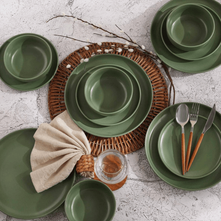 طقم سفرة من الخزف الحجري (12 قطعة)