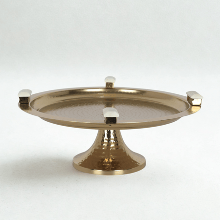 طبق تقديم معدني راقي