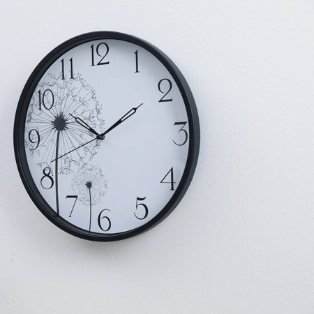 ساعة حائط 30 سم