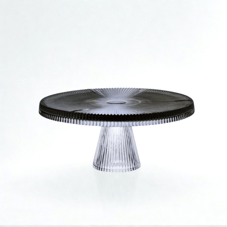 طبق تقديم زجاج بقاعدة