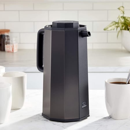 ترمس ياباني أسود بسعة 1 لتر من زوجيروشي (أبو فيل)