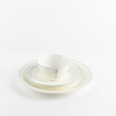 طقم السفرة 18 قطعة من مجموعة لقاء - أبيض لؤلؤي و فضي