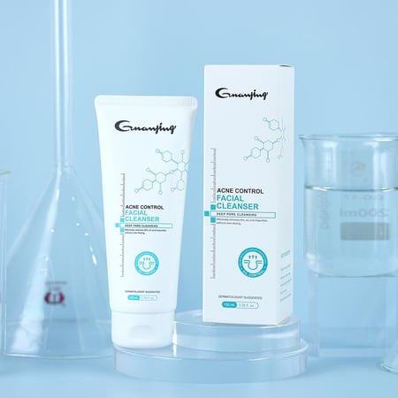 غسول التحكم في حب الشباب وتنظيف الوجه – Acne Control Facial Cleanser