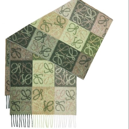 سكارف لويفي