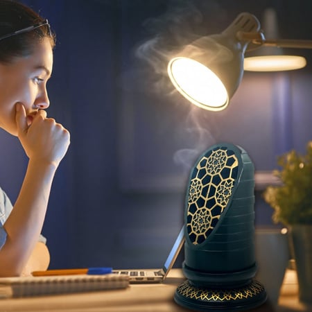 مبخرة بتصميم مناره بقاعدة - اخضر