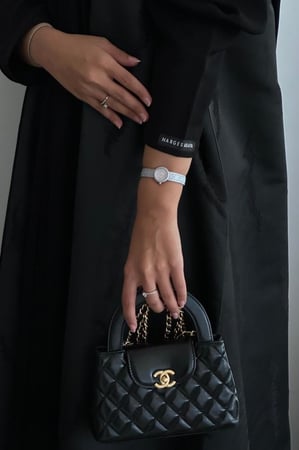 W13