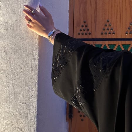 كلفة تطريز وقماش ملكي