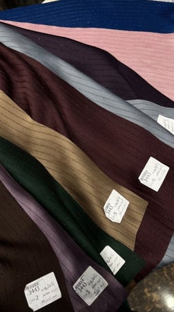 كريب ملكي حرير مقلم