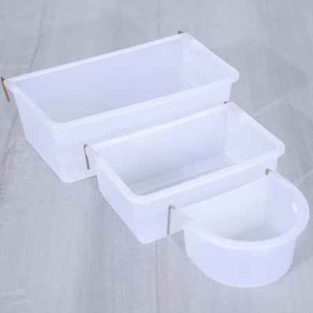 معلف طيور بلاستك