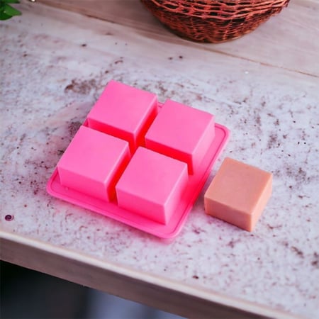 قالب سيليكون مربع - 5.8X5.8سم - عمق 4سم