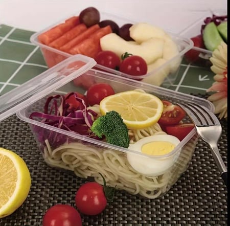 مجموعة علب ميكرويف شفافة مستطيلة الشكل (50 حبه/30 حبه) شفافة بغطاء للأطعمة - متوفر حجمين