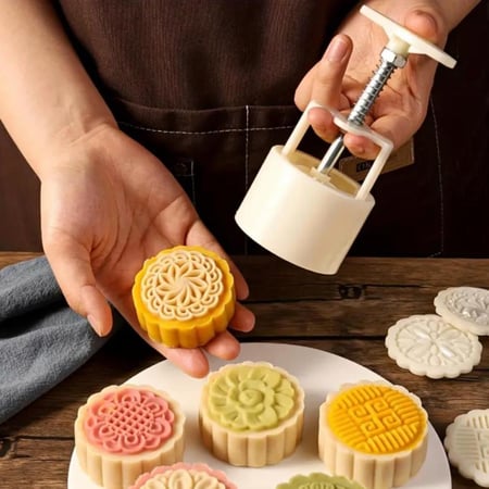 قالب معمول وبسكويت كبس دائري متعدد الاشكال ( 6 اشكال )