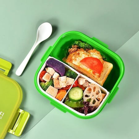 لانش بوكس مربعة مع مطارة ماء (متوفر 3 الوان)