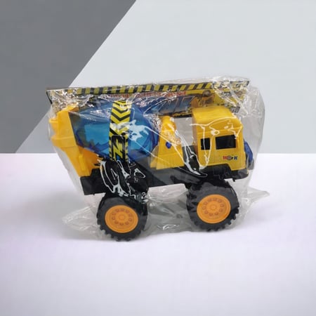 لعبة شاحنة صفراء