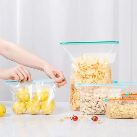 اكياس حفظ الطعام بقفل سحاب (متوفر اكثر من مقاس)