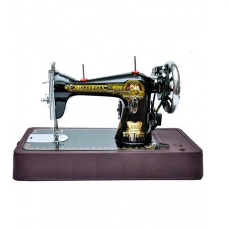 ماكينة خياطة