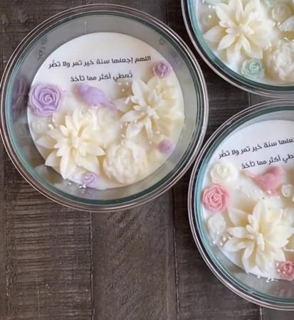 شمعه بالعبارات  المطلوبه ( وعاء زجاج