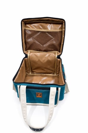 شنطة عزبة لون سماوي