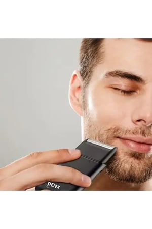 ماكينة حلاقة تشحن عبر USB عملية جدا للسفر والرحلات