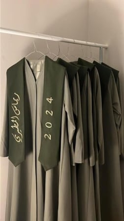 عباية تخرج زيتي