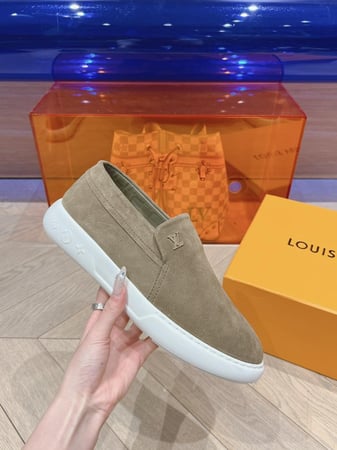 حذاء لويس فيتون LV11