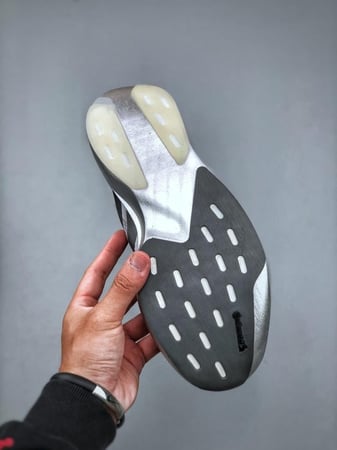 حذاء adidas Adizero Evo SL