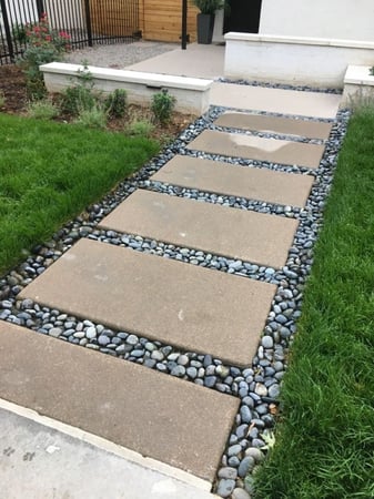 حجر زينة الحدائق رمادي