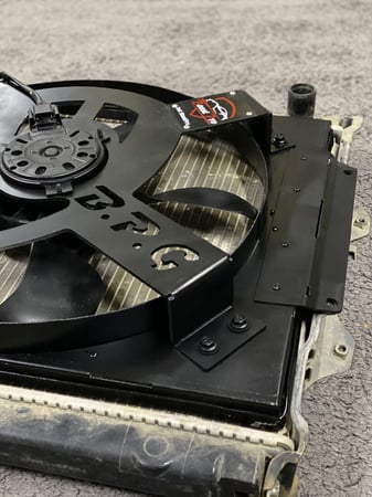 مروحة هايلكس يبانية