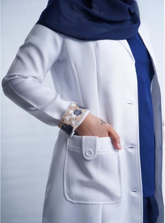 لابكوت مسك من ماركة لا ب ميد |36 إنش LAB MED