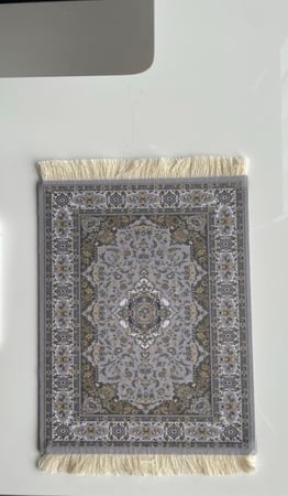 ماوس باد سجاد رمادي شرقي   .