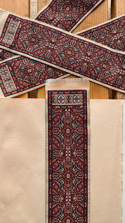 فاصل سجادة بتطريز فارسي