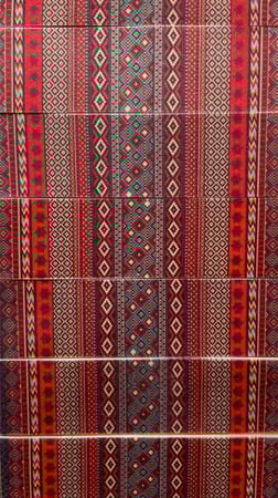 فاصل سجادة بتطريز ملون 2 { مقوى }